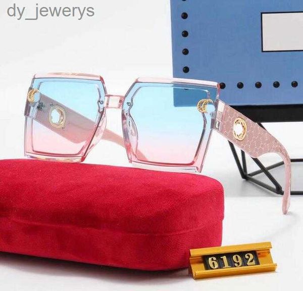 luxury designer sun with sunglasses fashion metal women sunglasses mirror classic large frame retro street beat sunglass travel oculos de so, White;black
luxury designer sun with sunglasses fashion metal women sunglasses mirror classic large frame retro street beat sunglass travel oculos de so, White;black
