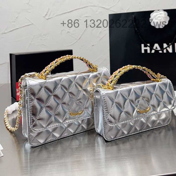 women woc flap bag hollow metal handle designer tote calfskin leather multicolor matelasse chain crossbody shoulder handbag 5 colors fashion
women woc flap bag hollow metal handle designer tote calfskin leather multicolor matelasse chain crossbody shoulder handbag 5 colors fashion