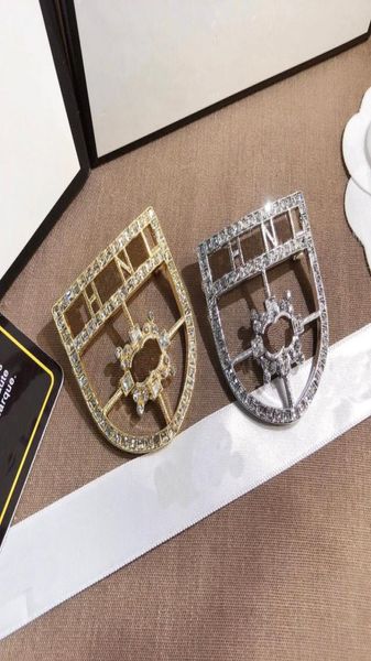luxury women ch brooch luxury brand jewelry diamond pearl stamp pin brooch 18kgold plated vintage fashion lovers gift wedding part8841612, Gray
luxury women ch brooch luxury brand jewelry diamond pearl stamp pin brooch 18kgold plated vintage fashion lovers gift wedding part8841612, Gray