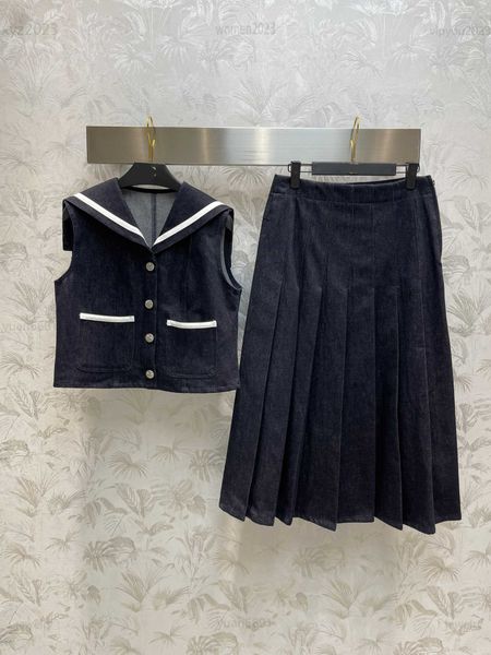 womens designer clothing fashion girl two piece dress size s-l sailor neck sleeveless and high waisted a-line pleated skirt, White
womens designer clothing fashion girl two piece dress size s-l sailor neck sleeveless and high waisted a-line pleated skirt, White