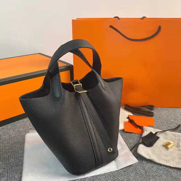 luxury designer bag picotin lock leather genuine 2023 new vegetable basket litchi pattern handbag versatile bucket wrap head layer cowhide w
luxury designer bag picotin lock leather genuine 2023 new vegetable basket litchi pattern handbag versatile bucket wrap head layer cowhide w