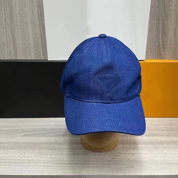 2023 designer ball caps classic inverted triangle baseball cap sun hat duck tongue hat versatile casual sun visor hat 5845121, Blue;gray
2023 designer ball caps classic inverted triangle baseball cap sun hat duck tongue hat versatile casual sun visor hat 5845121, Blue;gray