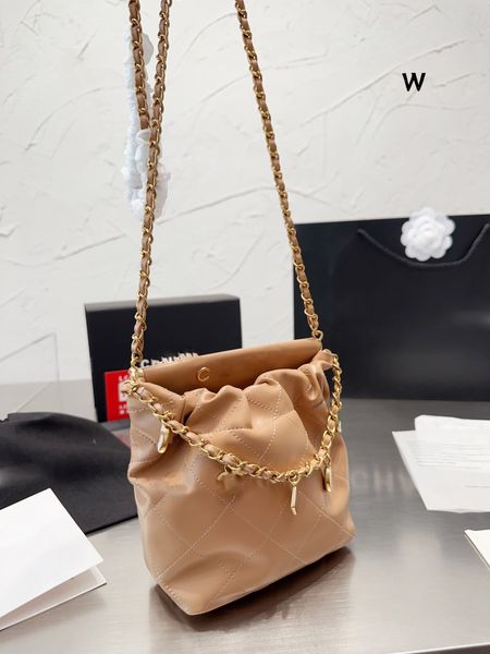 luxurys bucket handbags designer shoulder bag woman vintage chains bag handbags crossbody genuine printing gold coin gem pendant
luxurys bucket handbags designer shoulder bag woman vintage chains bag handbags crossbody genuine printing gold coin gem pendant