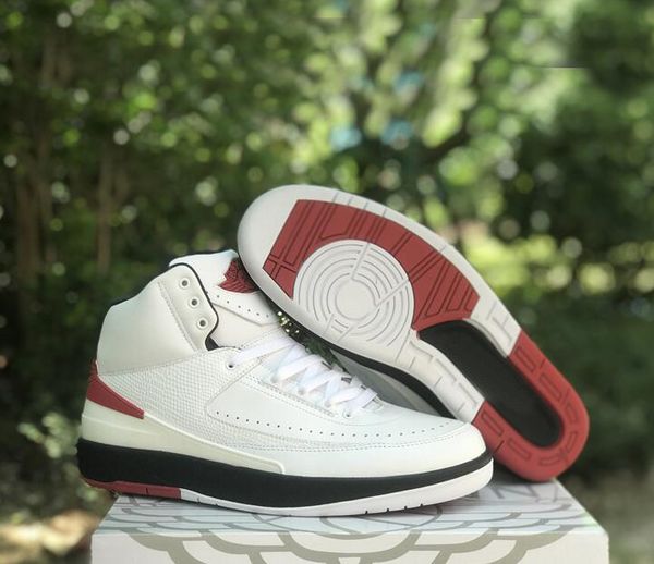 authentic qualit 2 og chicago men basketball shoes 2 white/varsity red-black outdoor sports sneakers dx2454-106 with original box us 7-13
authentic qualit 2 og chicago men basketball shoes 2 white/varsity red-black outdoor sports sneakers dx2454-106 with original box us 7-13