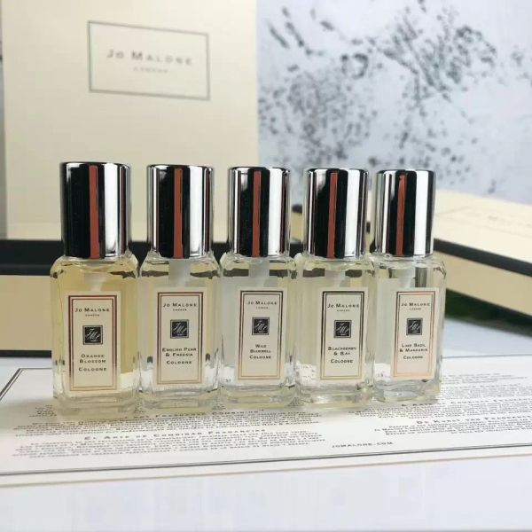 cologne cologne perfumes fragrance for women men 9ml 5pcs smell type perfumes set parfum gift box long lasting smell fragrance spray
cologne cologne perfumes fragrance for women men 9ml 5pcs smell type perfumes set parfum gift box long lasting smell fragrance spray