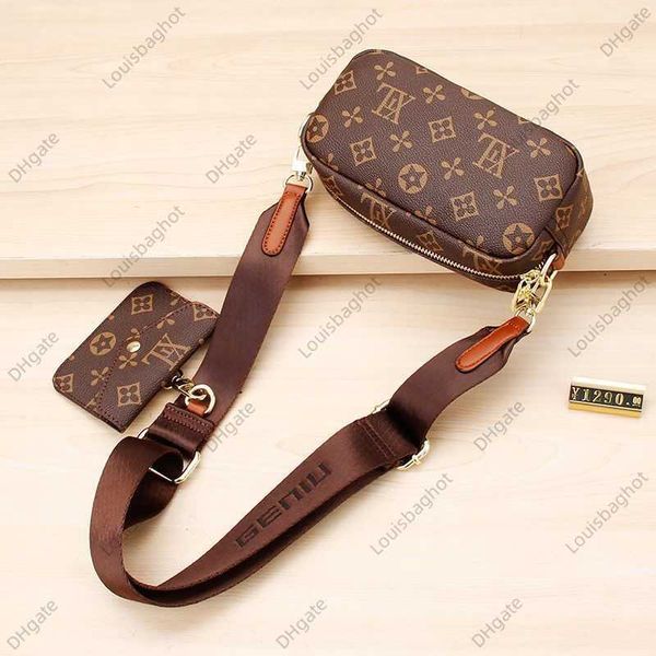 two in one one in one small square bag women's bag fashionable genuine leather old flower wide shoulder strap mini one shoulder crossbo
two in one one in one small square bag women's bag fashionable genuine leather old flower wide shoulder strap mini one shoulder crossbo