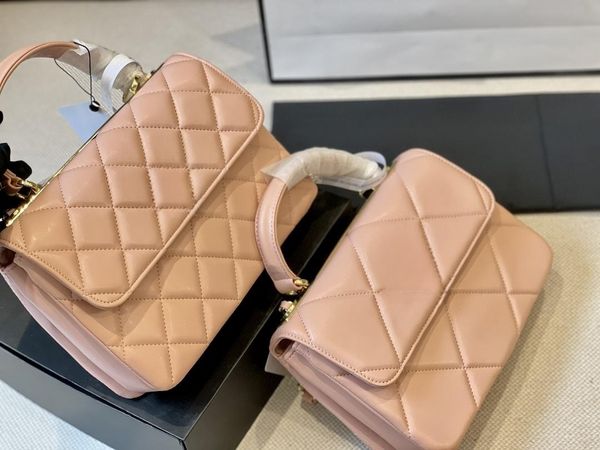 trendy cc handle designer bag flap bag handbag crossbody vintage quilted purse genuine leather handle chain gold metallic woman fashion bag
trendy cc handle designer bag flap bag handbag crossbody vintage quilted purse genuine leather handle chain gold metallic woman fashion bag