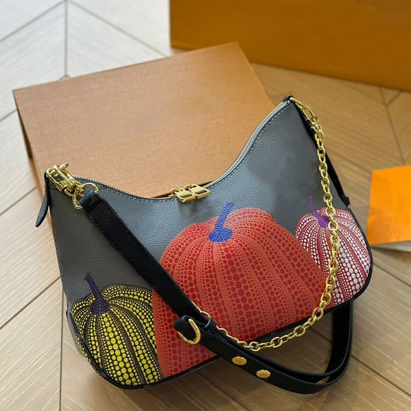 chain shoulder bag fashion handbags designer cross body bags gold hardware double zipper classic letter printing purse large capacity hobo b
chain shoulder bag fashion handbags designer cross body bags gold hardware double zipper classic letter printing purse large capacity hobo b