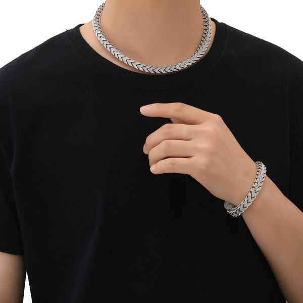 icy hip hop 8mm punk two rows cz v-shape cuban link chain iced out aaa zircon brass 18k gold plated cuban necklace, Silver
icy hip hop 8mm punk two rows cz v-shape cuban link chain iced out aaa zircon brass 18k gold plated cuban necklace, Silver