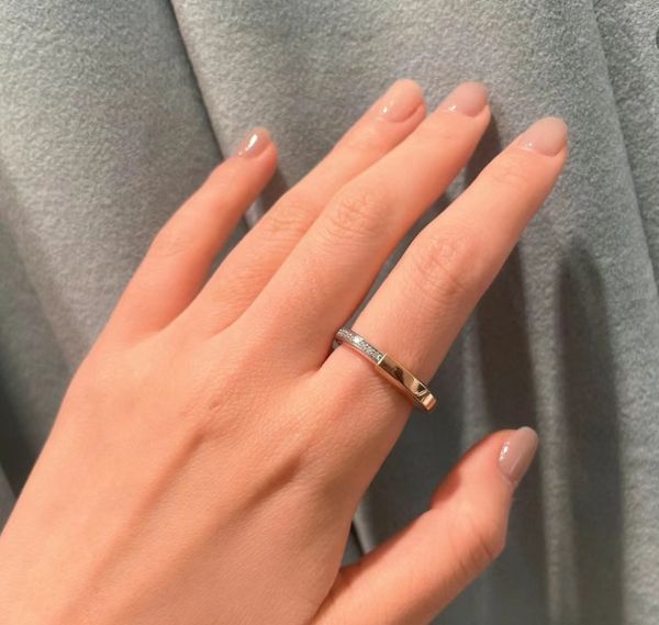 ring simplicity ring women's ring luxury design color separation fashion exquisite u-shaped trend 2 colors personalized style jewelry h, Silver
ring simplicity ring women's ring luxury design color separation fashion exquisite u-shaped trend 2 colors personalized style jewelry h, Silver