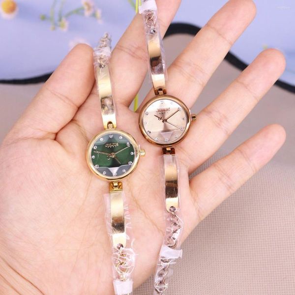 womens watch designer watches fashion casual luxury quartz-battery 23mm watch, Slivery;brown
womens watch designer watches fashion casual luxury quartz-battery 23mm watch, Slivery;brown