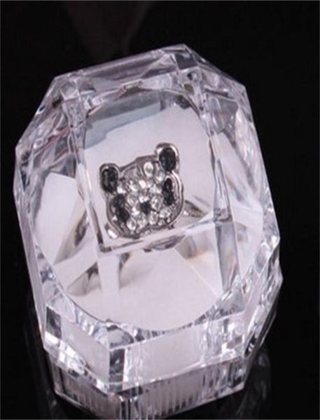 3colors 60pcs rings box jewelry clear acrylic wedding gift ring stud dust plug 314 q23170602, Black;white
3colors 60pcs rings box jewelry clear acrylic wedding gift ring stud dust plug 314 q23170602, Black;white