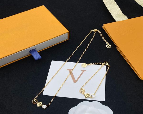 fashion jewelry sets designer necklace delicate bracelet for women girls 577634, Silver
fashion jewelry sets designer necklace delicate bracelet for women girls 577634, Silver