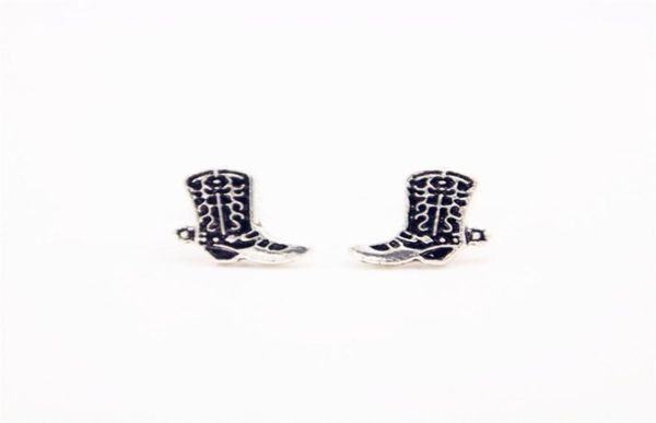 trendy boots stud earrings antique silver plated imitation shoe type design environmental protection material suitable for men and4522818, Golden;silver
trendy boots stud earrings antique silver plated imitation shoe type design environmental protection material suitable for men and4522818, Golden;silver