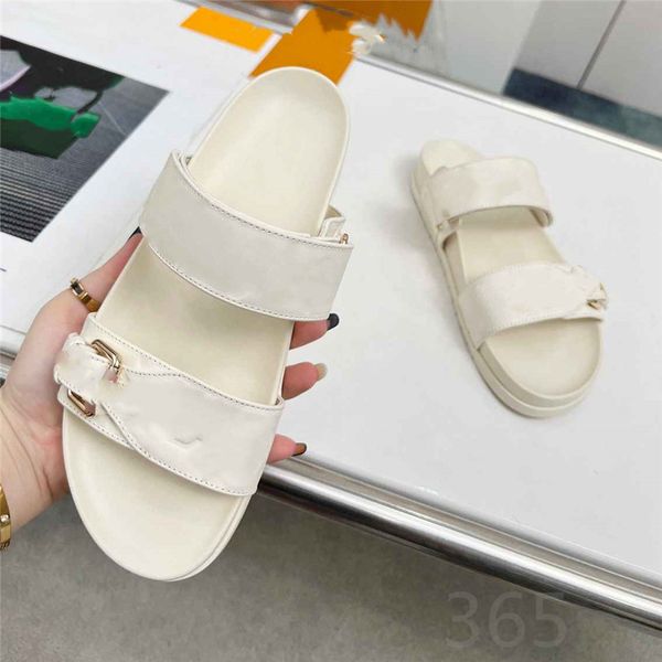 summer popular women sandals 2023 luis luxury brand business dress wedding party leather high heels casual flat slippers vuttonity 08-06, Black
summer popular women sandals 2023 luis luxury brand business dress wedding party leather high heels casual flat slippers vuttonity 08-06, Black