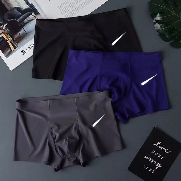ice silk underwear men's boxer shorts summer cool breathable antibacterial shorts, Black;white
ice silk underwear men's boxer shorts summer cool breathable antibacterial shorts, Black;white