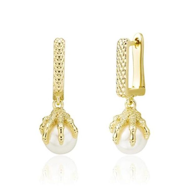 fashion men women earrings gold silver color pearl dragon claws earrings hoops for wedding party nice gift for friend4088524756377, Golden;silver
fashion men women earrings gold silver color pearl dragon claws earrings hoops for wedding party nice gift for friend4088524756377, Golden;silver