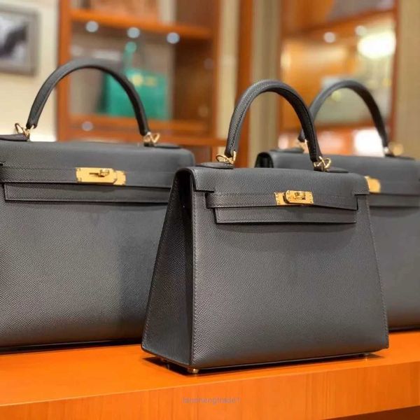 luxury designer wallets genuine leather clutch travel bags kellies lady women shoulder handbags cross body handle totes hobo pochette mens c
luxury designer wallets genuine leather clutch travel bags kellies lady women shoulder handbags cross body handle totes hobo pochette mens c