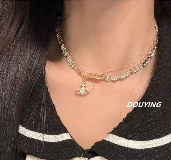 pendant necklaces irregular full diamond niche high-end collarbone chain, european and american light luxury style exquisite neckchain, Silver
pendant necklaces irregular full diamond niche high-end collarbone chain, european and american light luxury style exquisite neckchain, Silver