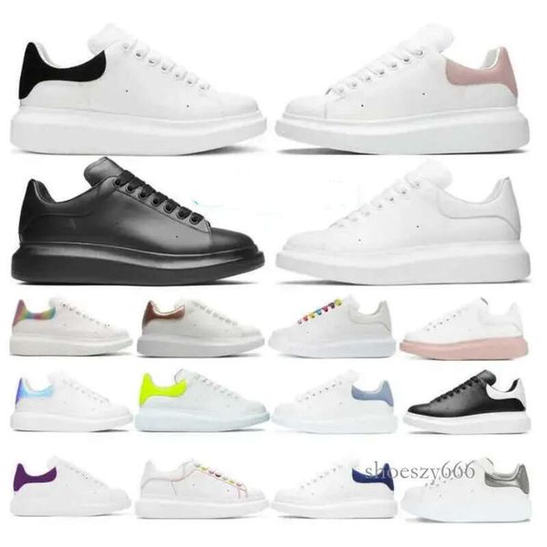 2023 designer woman shoe leather lace up men fashion platform oversized sneakers white black mens womens veet suede casual shoes
2023 designer woman shoe leather lace up men fashion platform oversized sneakers white black mens womens veet suede casual shoes