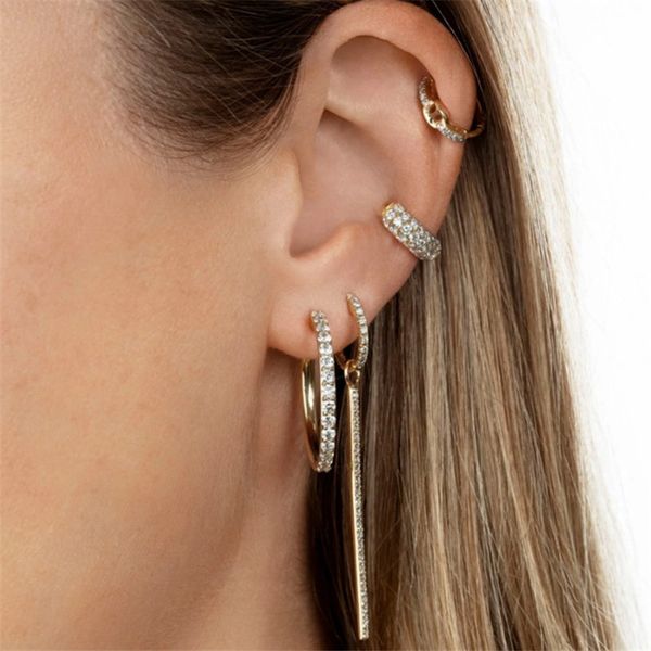 18k gold 4pcs/set circle hoop earrings designer for woman white aaa cubic zirconia copper diamond womens long earring luxury fashion jewelry, Golden;silver
18k gold 4pcs/set circle hoop earrings designer for woman white aaa cubic zirconia copper diamond womens long earring luxury fashion jewelry, Golden;silver