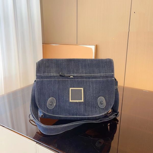 popular denim handheld shoulder bag luxury men's and women's versatile fashion versatile large capacity one shoulder crossbody bag
popular denim handheld shoulder bag luxury men's and women's versatile fashion versatile large capacity one shoulder crossbody bag
