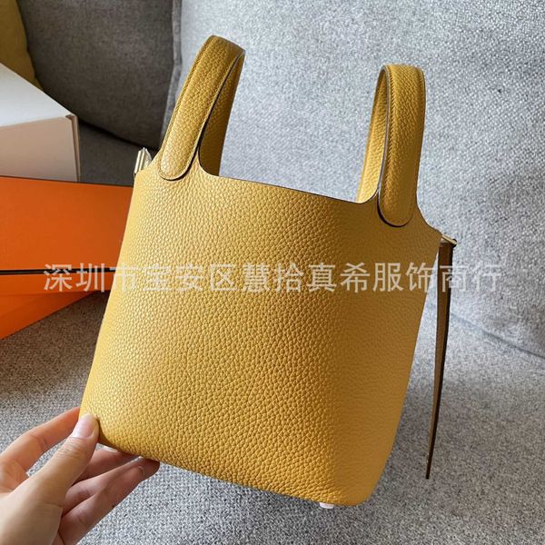 orignal luxury designer bag picotin lock vegetable linen handmade wax basket women's water bucket clemence lychee pattern tc cowhide 9d
orignal luxury designer bag picotin lock vegetable linen handmade wax basket women's water bucket clemence lychee pattern tc cowhide 9d