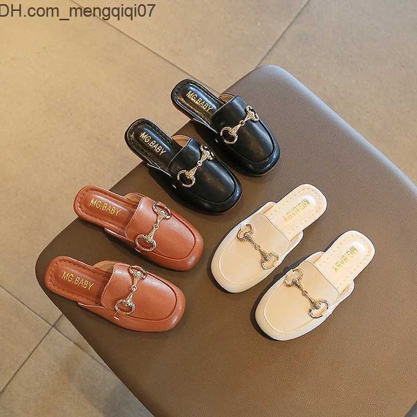 slipper slipper girls' slide fashion metal chain pu leather slide summer children' slide cover toe 26-36 four color luxury girls, Black;grey
slipper slipper girls' slide fashion metal chain pu leather slide summer children' slide cover toe 26-36 four color luxury girls, Black;grey