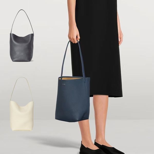 sizes small medium large park tote bag womens mens clutch bags bucket cross body totes luggage travel hand bag luxury genuine leather design
sizes small medium large park tote bag womens mens clutch bags bucket cross body totes luggage travel hand bag luxury genuine leather design