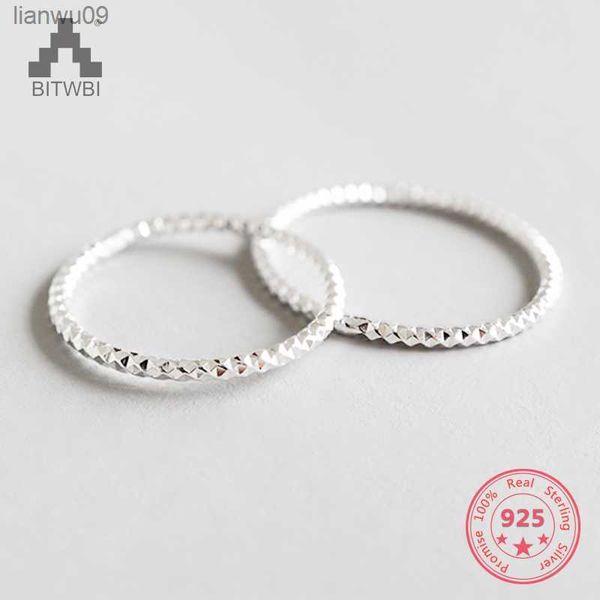 925 sterling silver ring fashion simple glint gleam thin little finger rings for women cute fine jewelry 2020 minimalist gift l230704, Golden;silver
925 sterling silver ring fashion simple glint gleam thin little finger rings for women cute fine jewelry 2020 minimalist gift l230704, Golden;silver