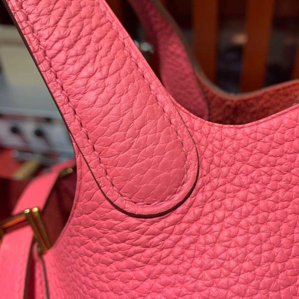 orignal luxury designer bag picotin lock wax handmade home h line women's vegetable basket bucket 18cm tc cowhide epsom skin lipstick p
orignal luxury designer bag picotin lock wax handmade home h line women's vegetable basket bucket 18cm tc cowhide epsom skin lipstick p