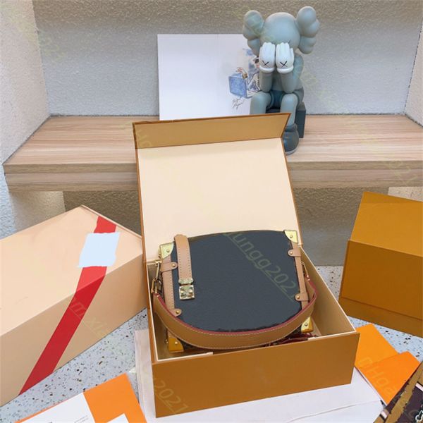 shoulders bag designed side trunk printing box bag luxury designers handbags lady cross body bags high capacity cosmetic bags clutch totes h
shoulders bag designed side trunk printing box bag luxury designers handbags lady cross body bags high capacity cosmetic bags clutch totes h