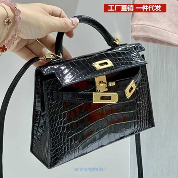 luxurys kellies handbag 2023 alligator mini second generation carrie bag fashion versatile one shoulder diagonal cross portable leather leis
luxurys kellies handbag 2023 alligator mini second generation carrie bag fashion versatile one shoulder diagonal cross portable leather leis