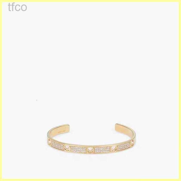 designer bracelets 2021 fashion bracelet for mens women full diamond gold letters f gifts womens luxury love jewelry 21090902r, Black
designer bracelets 2021 fashion bracelet for mens women full diamond gold letters f gifts womens luxury love jewelry 21090902r, Black