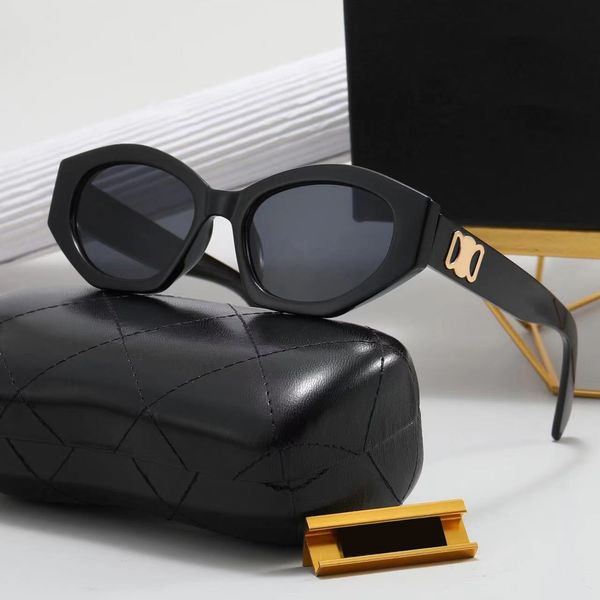 sunglasses for designer fashion womens men glasses same as lisa triomphe beach street p small sunnies, White;black
sunglasses for designer fashion womens men glasses same as lisa triomphe beach street p small sunnies, White;black