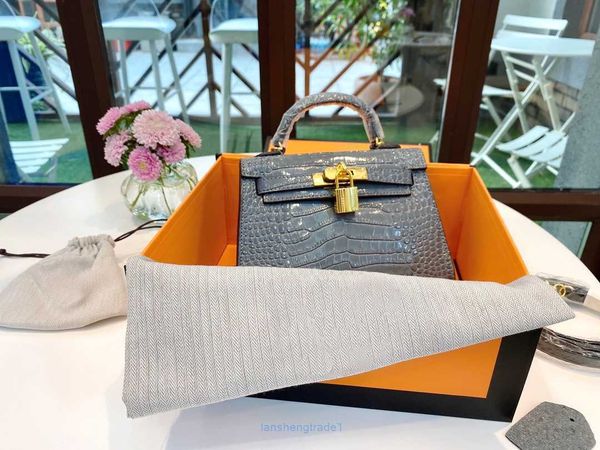 luxury designer kellies ladies tote bag classic pochette with scarf famous crocodile pattern leather clutch men womens purses hangbag
luxury designer kellies ladies tote bag classic pochette with scarf famous crocodile pattern leather clutch men womens purses hangbag
