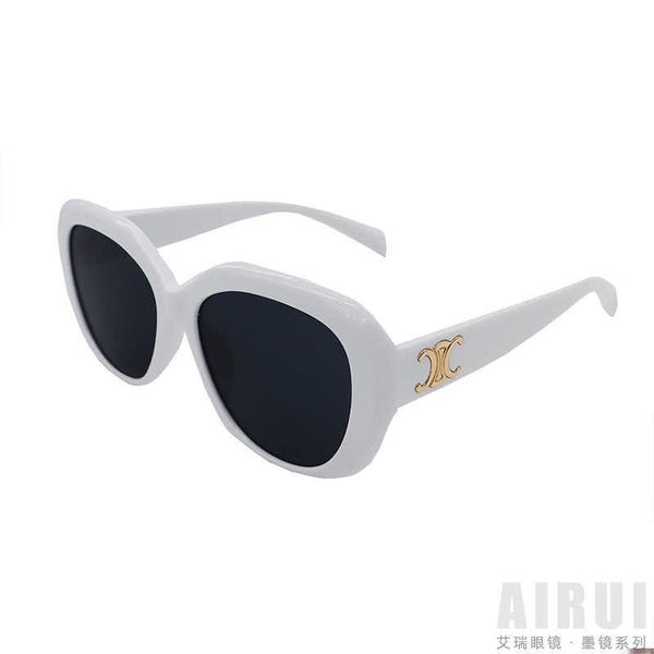 new anti blue light women's plain artifact large face slim black frame white fashion sunglasses, White;black
new anti blue light women's plain artifact large face slim black frame white fashion sunglasses, White;black