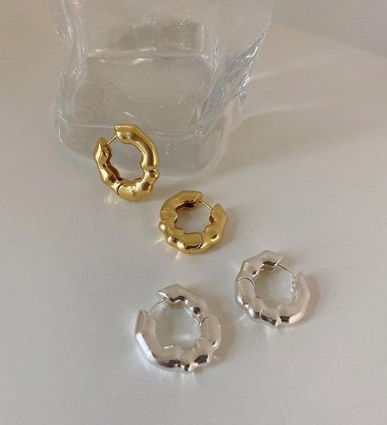 hoop huggie umagical minimalist irregular matte geometric earring for women fashion gold silver color hollow metallic jewelry3136191, Golden;silver
hoop huggie umagical minimalist irregular matte geometric earring for women fashion gold silver color hollow metallic jewelry3136191, Golden;silver