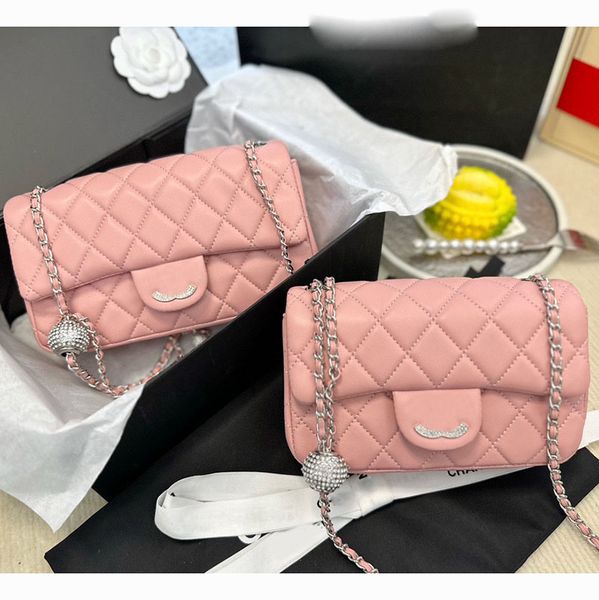 diamond silver ball metal hardware women designer bag real leather matelasse chain shiny classic flap bags crossbody shoulder handbag luxury
diamond silver ball metal hardware women designer bag real leather matelasse chain shiny classic flap bags crossbody shoulder handbag luxury