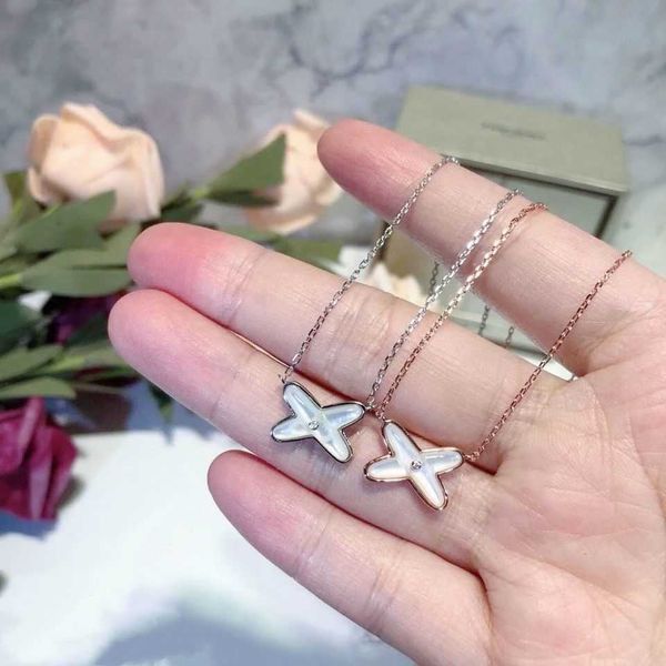 shangmei s925 silver white shell cross necklace mesh red same temperament letter collar chain girlfriend gift
shangmei s925 silver white shell cross necklace mesh red same temperament letter collar chain girlfriend gift