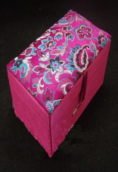 rectangle floral craft tall jewelry watch gift box cotton filled storage case decorative chinese silk brocade cardboard packaging 7359400, Black;white
rectangle floral craft tall jewelry watch gift box cotton filled storage case decorative chinese silk brocade cardboard packaging 7359400, Black;white
