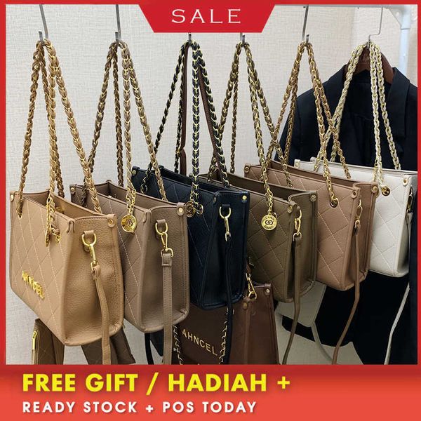 women's design bags bags lingge chain bag high capacity 2023 new small and versatile fashion one shoulder crossbody evening clutches
women's design bags bags lingge chain bag high capacity 2023 new small and versatile fashion one shoulder crossbody evening clutches
