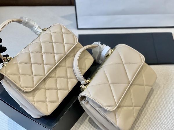 cc bag trendy bags handle wow flap designer bag saddle bag handbag crossbody vintage quilted purse genuine leather chain luxurys handbags qu
cc bag trendy bags handle wow flap designer bag saddle bag handbag crossbody vintage quilted purse genuine leather chain luxurys handbags qu