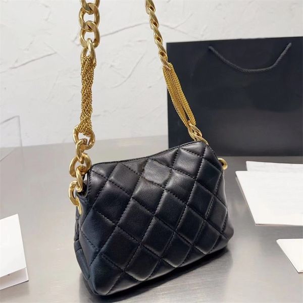 fashion bag female new korean fashion versatile single-shoulder crossbody bag yangqi chain square package
fashion bag female new korean fashion versatile single-shoulder crossbody bag yangqi chain square package