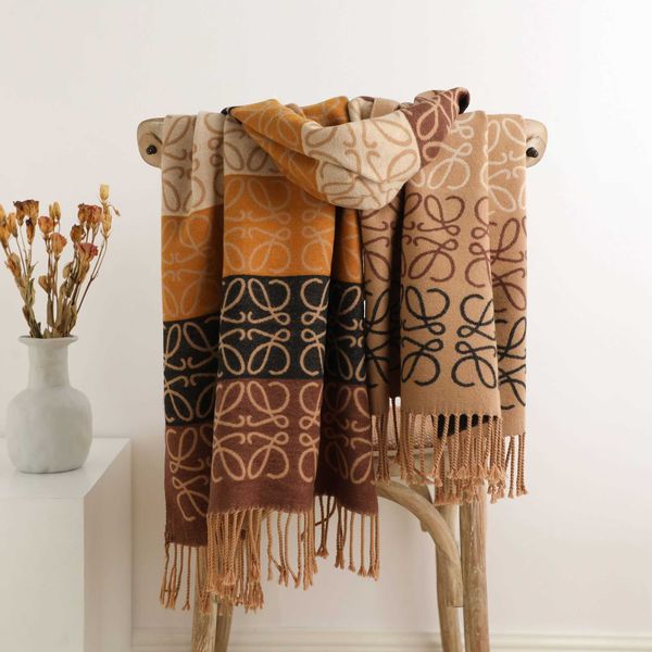 autumn and winter new imitation cashmere jacquard english women's warm long thickened scarf big shawl live broadcast, Blue;gray
autumn and winter new imitation cashmere jacquard english women's warm long thickened scarf big shawl live broadcast, Blue;gray