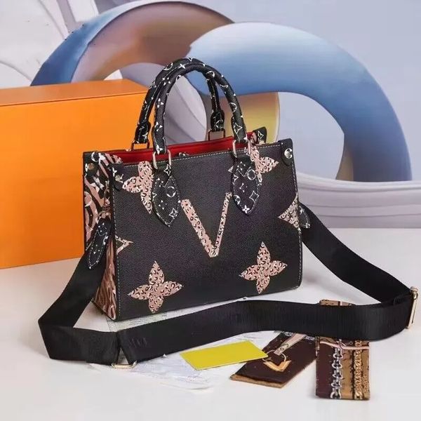 fashion designer bag women's handbag embosseds monograms onthego women's handbag handbag shoulder shoulder women's backpack o
fashion designer bag women's handbag embosseds monograms onthego women's handbag handbag shoulder shoulder women's backpack o