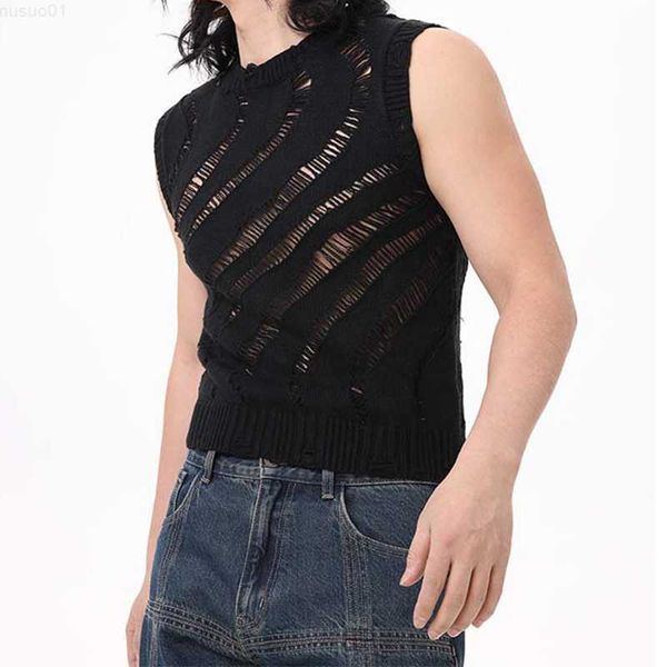 men' tank 2023 spring summer mens hollow out tank solid fashion ripped vest shirts for men leisure crew neck sleeveless camisole l23, White;black
men' tank 2023 spring summer mens hollow out tank solid fashion ripped vest shirts for men leisure crew neck sleeveless camisole l23, White;black