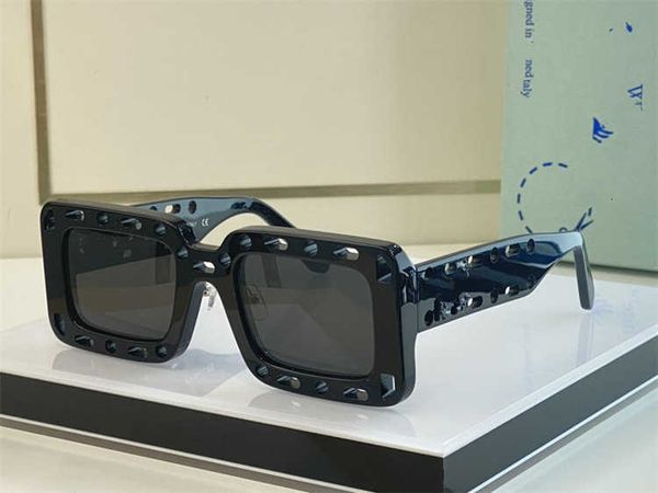 designer off w sunglasses fashion luxury brand for men and women trendy off sunglasses hollow out design ins net red the same oer10, White;black
designer off w sunglasses fashion luxury brand for men and women trendy off sunglasses hollow out design ins net red the same oer10, White;black