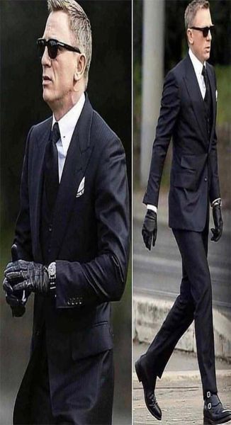 2019 black wedding tuxedos two button groom wear peaked lapel custom made three pieces man suits jacketpantsvesttie1917161, Black;gray
2019 black wedding tuxedos two button groom wear peaked lapel custom made three pieces man suits jacketpantsvesttie1917161, Black;gray