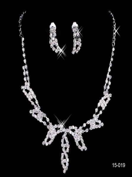 15019 design elegant silver plated pearl rhinestone bridal necklace earrings jewelry set accessories for prom party9318016, White
15019 design elegant silver plated pearl rhinestone bridal necklace earrings jewelry set accessories for prom party9318016, White